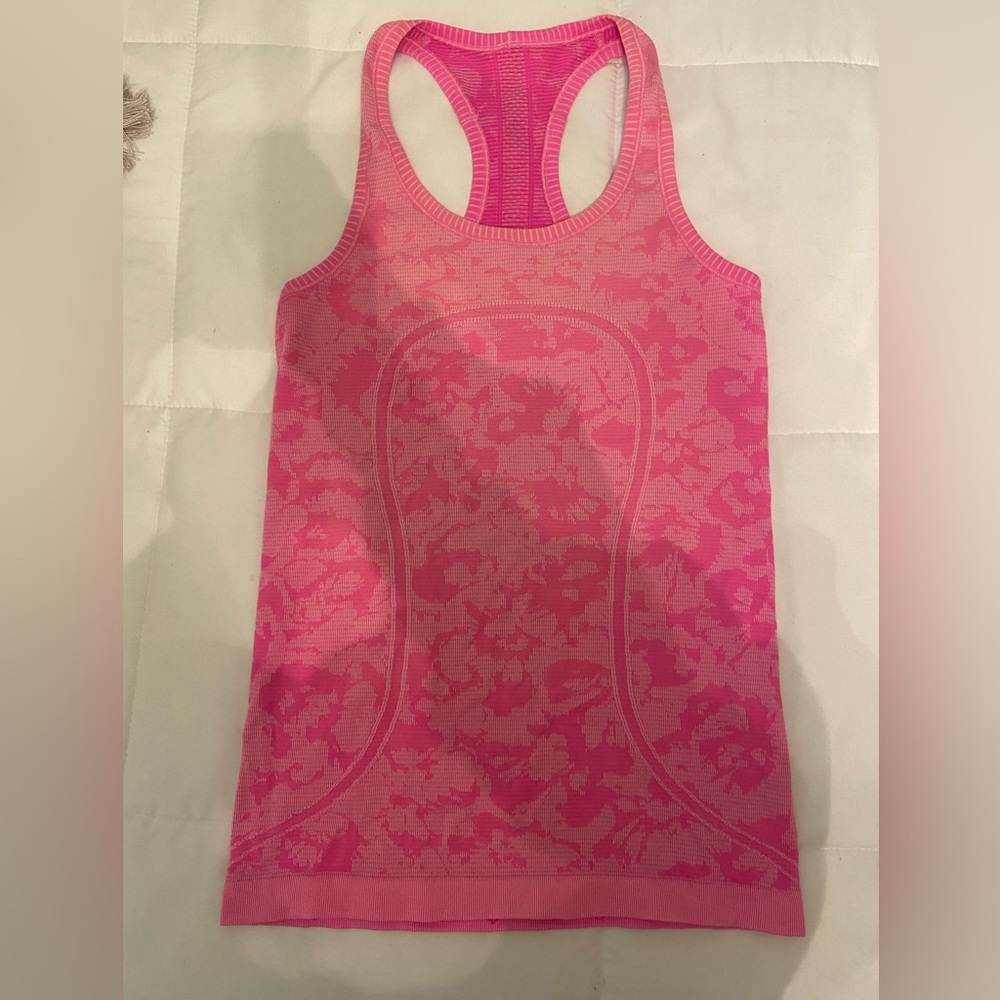 swiftly tech tank top lululemon size 4